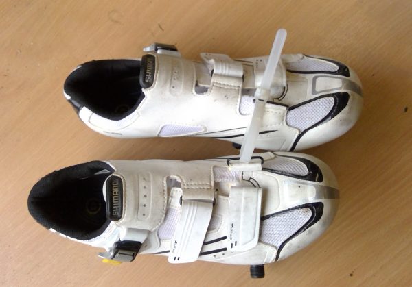 Shimano R088 road cycling shoes