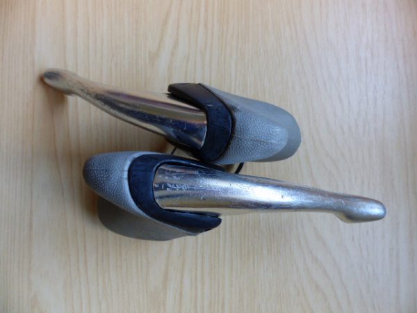 Modolo brake levers for drop handlebars