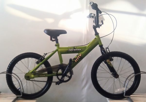 Image of the Refurbished Avigo Recon Child's Bike for sale