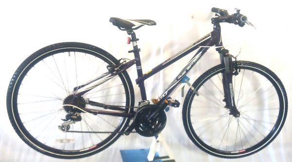 Image of the Refurbished GT Transeo 3.0 mountain Bike for sale.