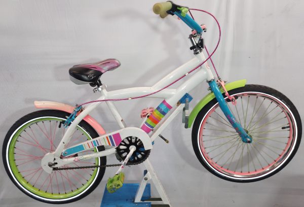 Image Of The Refurbished Little Miss Matched 20" Kids Bike